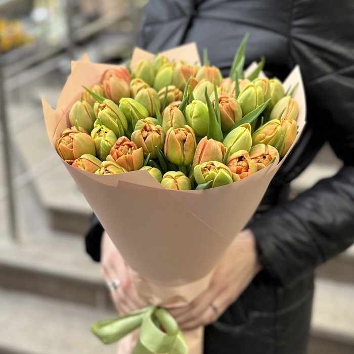 51 оранжевый  пионовидный тюльпан Айкун